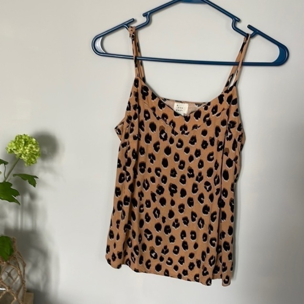 A new day by Target animal leopard print top size XS tank top shirt blou…​​